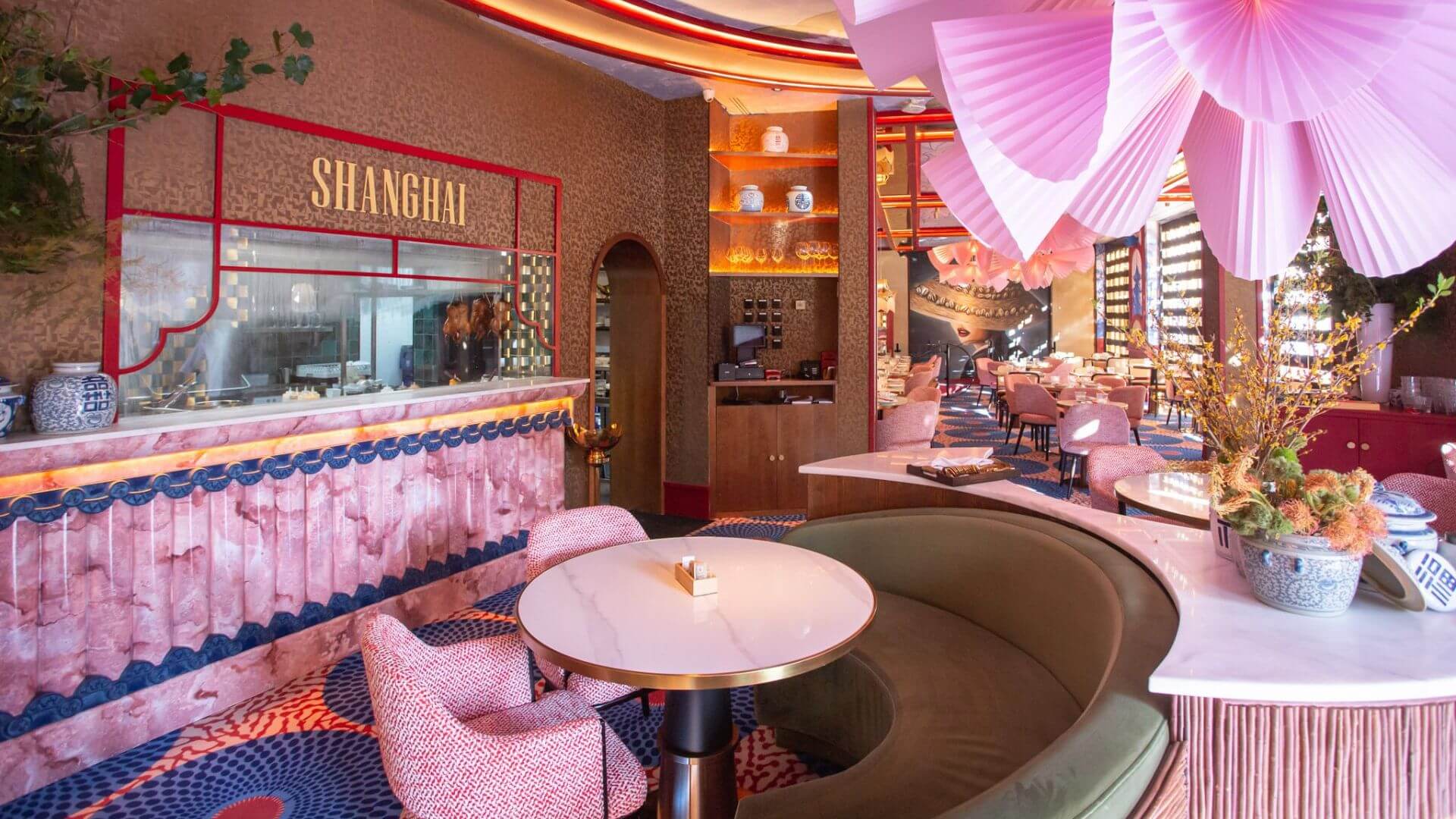 Interior del Gran Caf&eacute; Shanghai en Casino Gran V&iacute;a Madrid